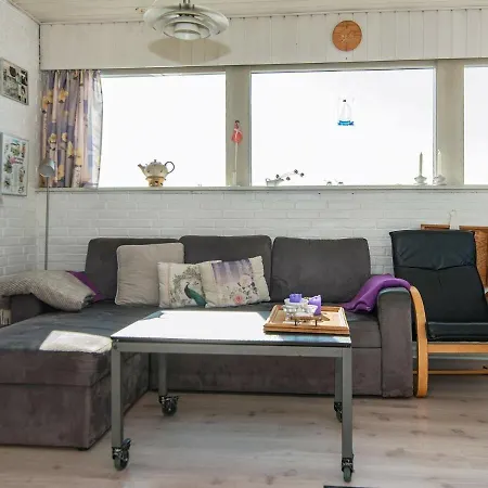 3 Person In Grasten-by Traum